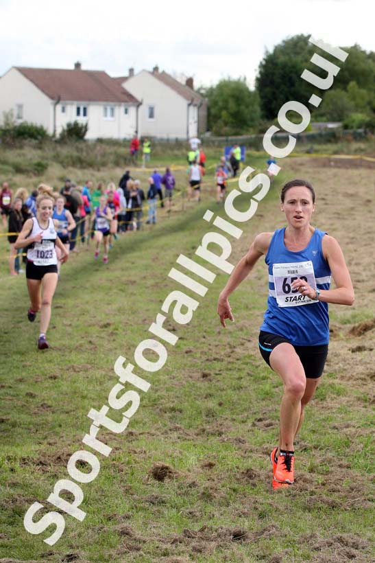 Senior womens Start Fitness North Eastern Harriers League, Wrekenton, Gateshead. Photo:  David T. Hewitson/Sports for All Pics